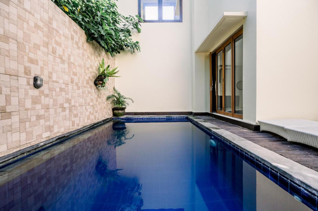 Abisha Villa Jimbaran Exterior photo